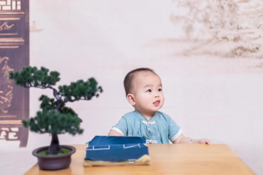 哪里可以供卵代生孩子怀孕初期胃部不适